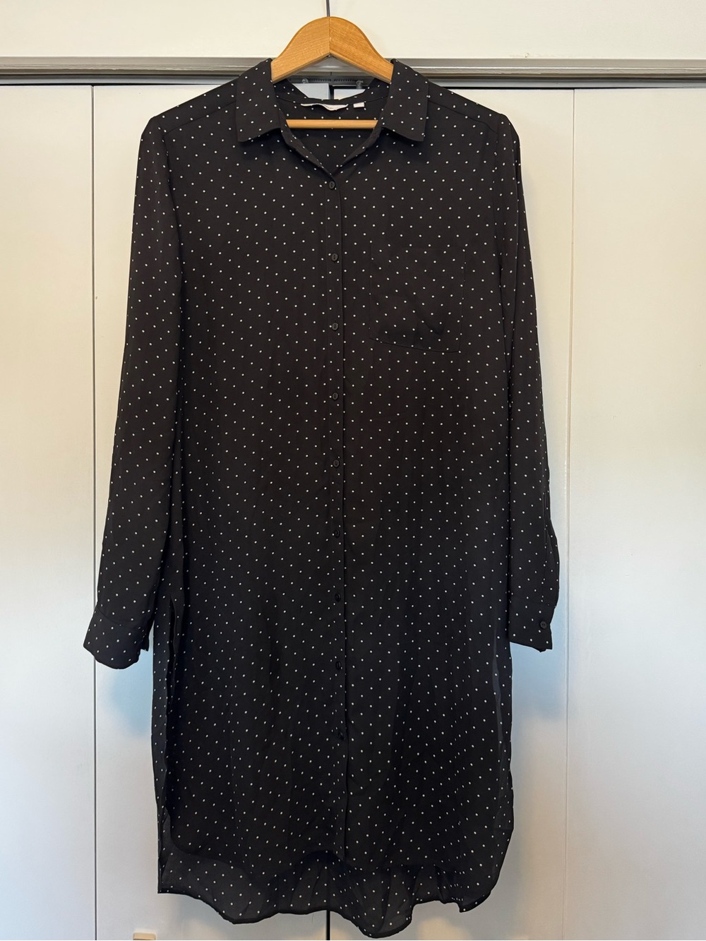 Reitmans Black Polka Dot Button Down Tunic Shirt Dress Roll Tab Sleeve Medium